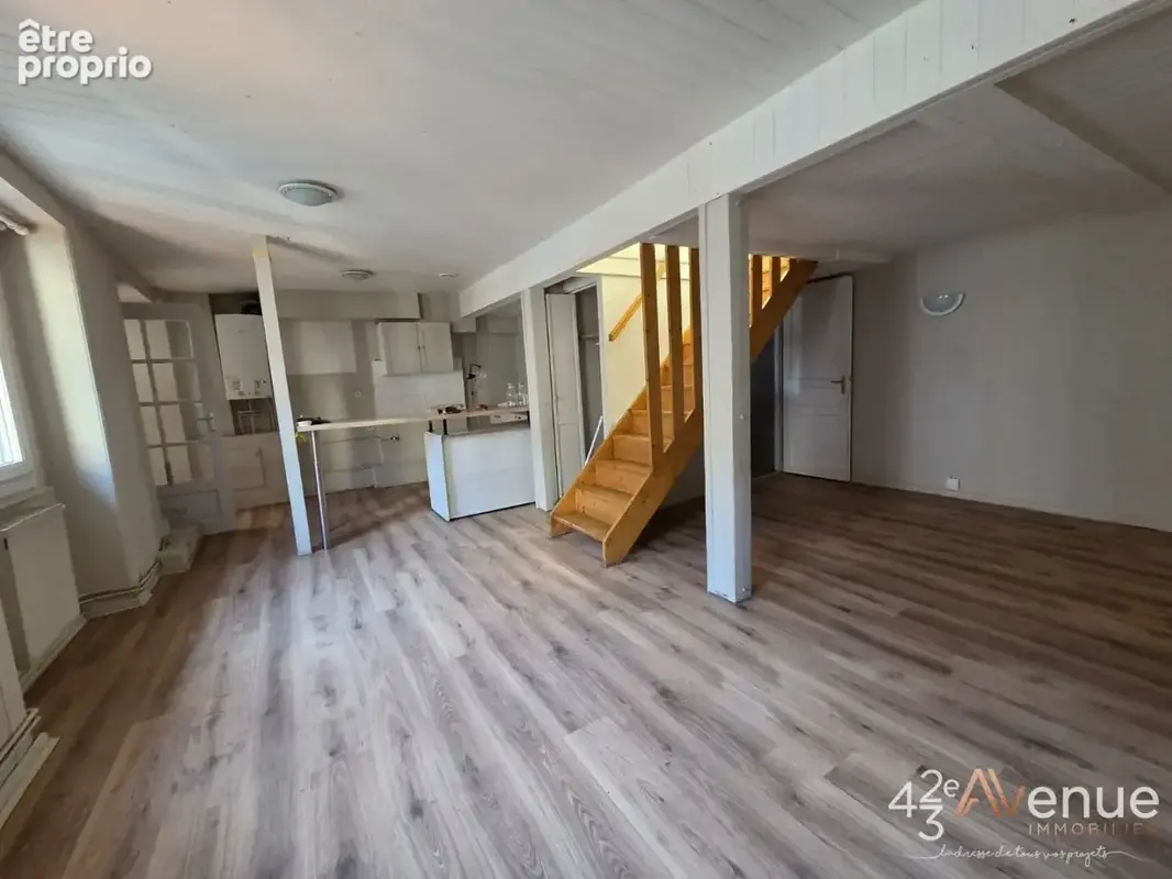 Appartement 3 pièces 51 m² à vendre à Saint-Etienne (42000) - photo 1