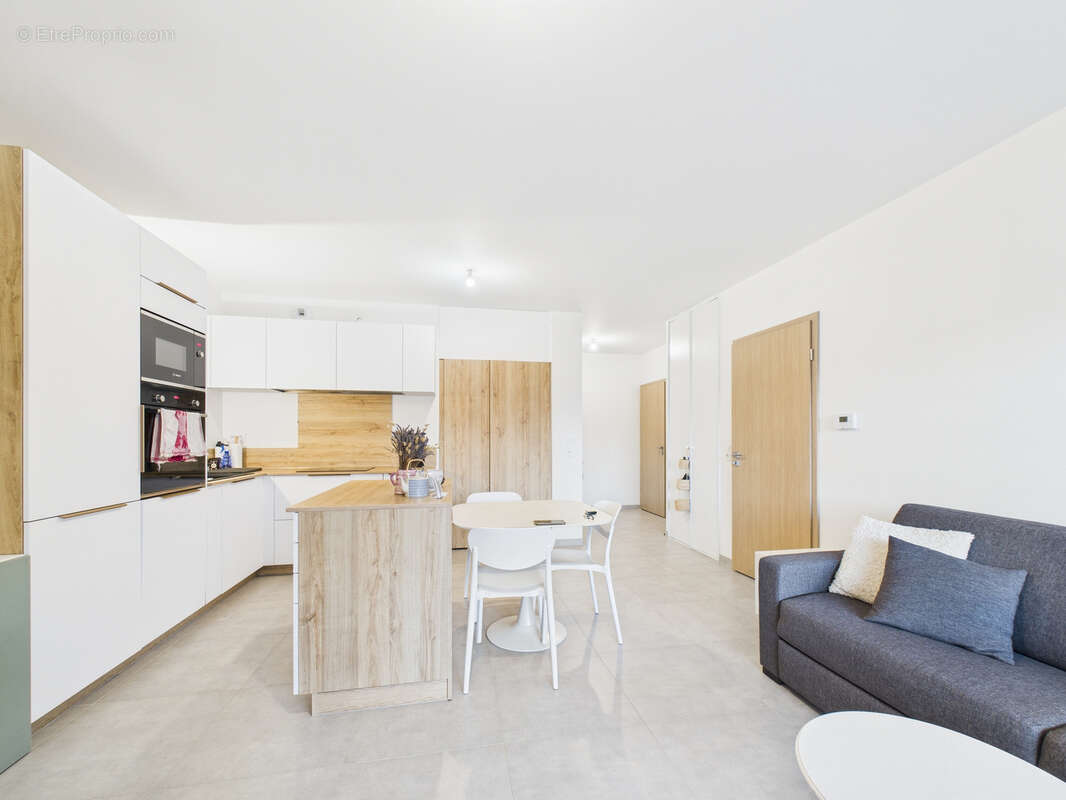 Appartement à BASSENS