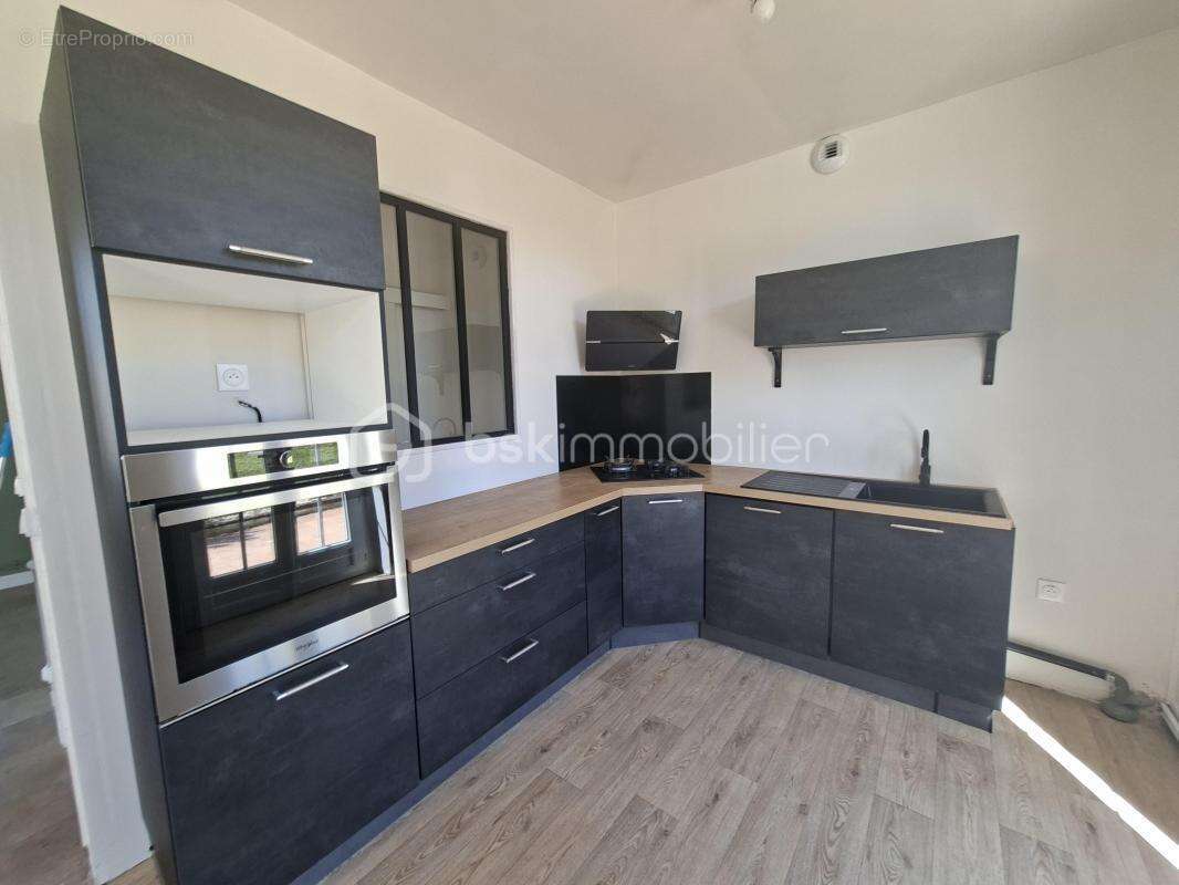Le Charme d'une Maison T4 de Ville en Copropriété - photo 6