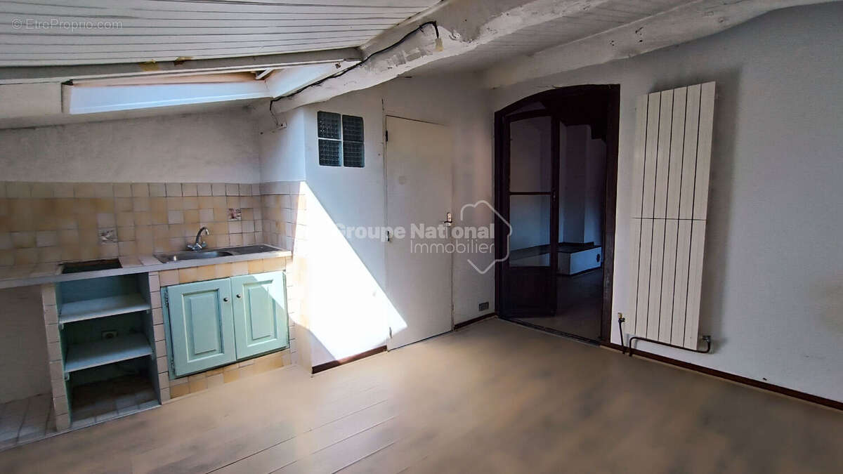 Maison à BESSE-SUR-ISSOLE