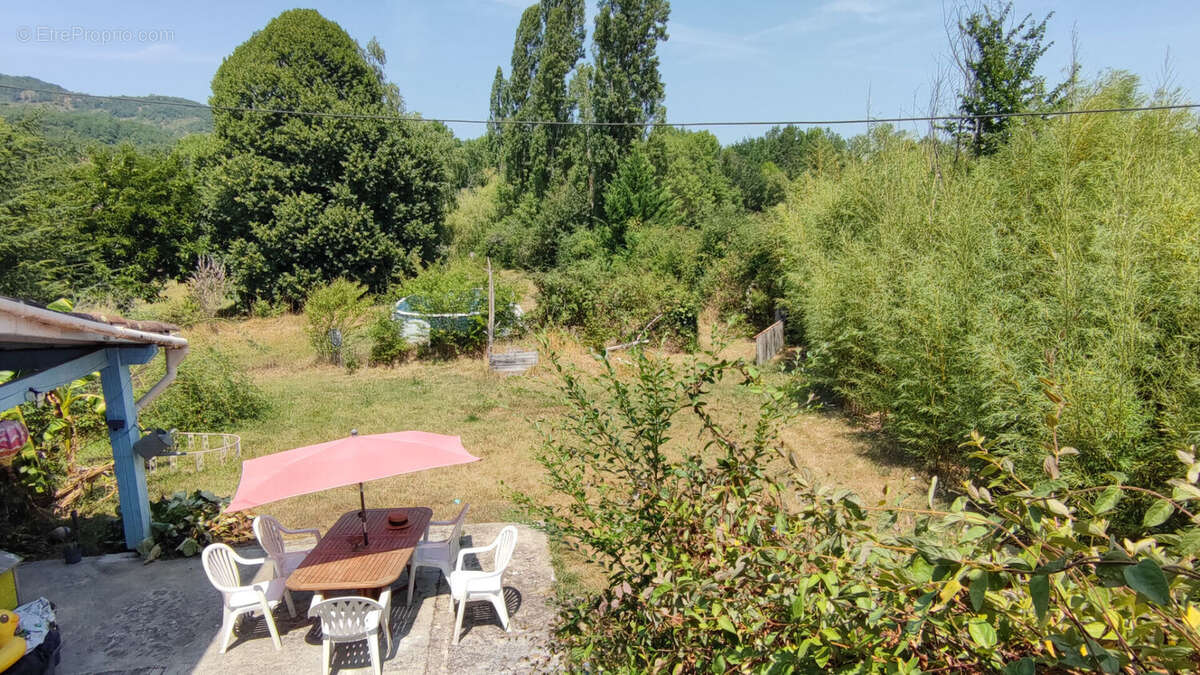 Maison individuelle avec garage et dépendances sur 8800m² de terrain - photo 13
