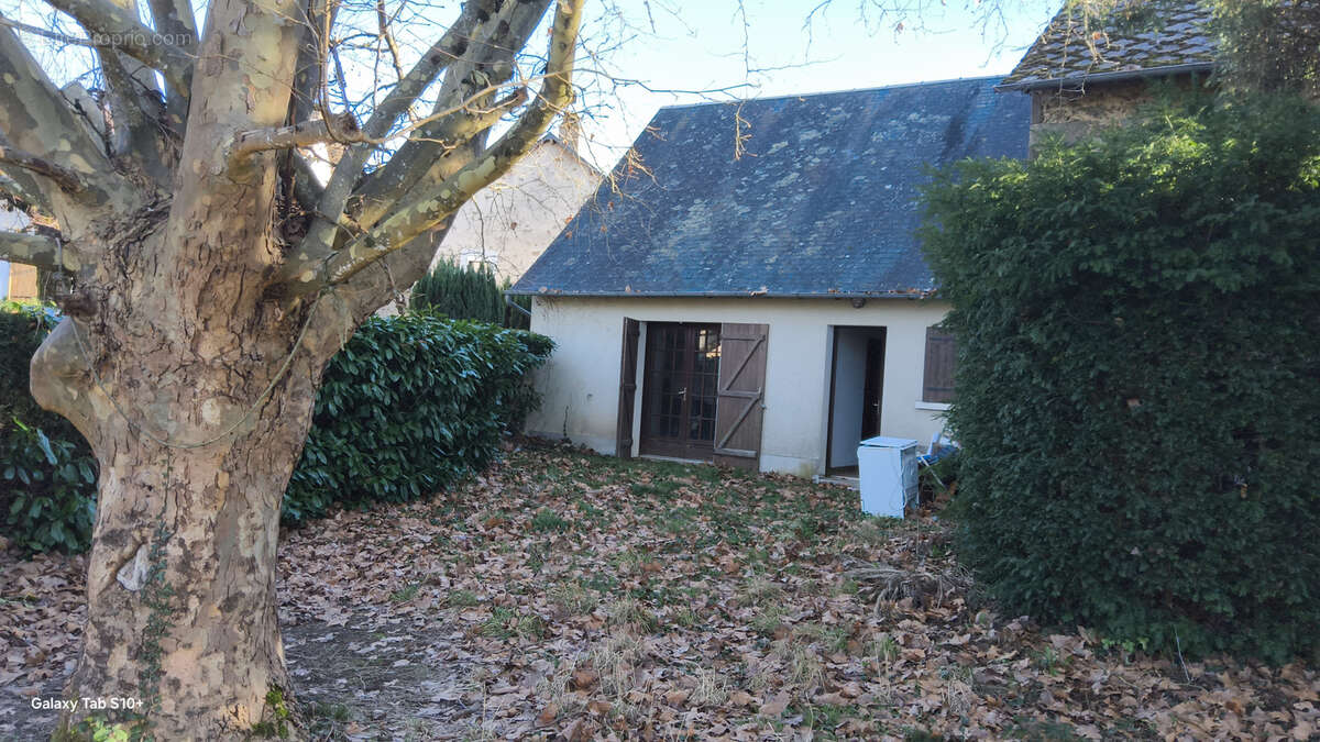 Maison à LA CROISILLE-SUR-BRIANCE