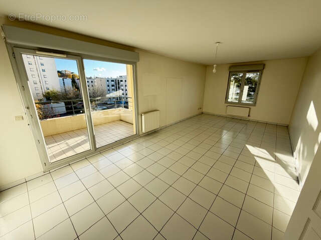 Appartement à TASSIN-LA-DEMI-LUNE