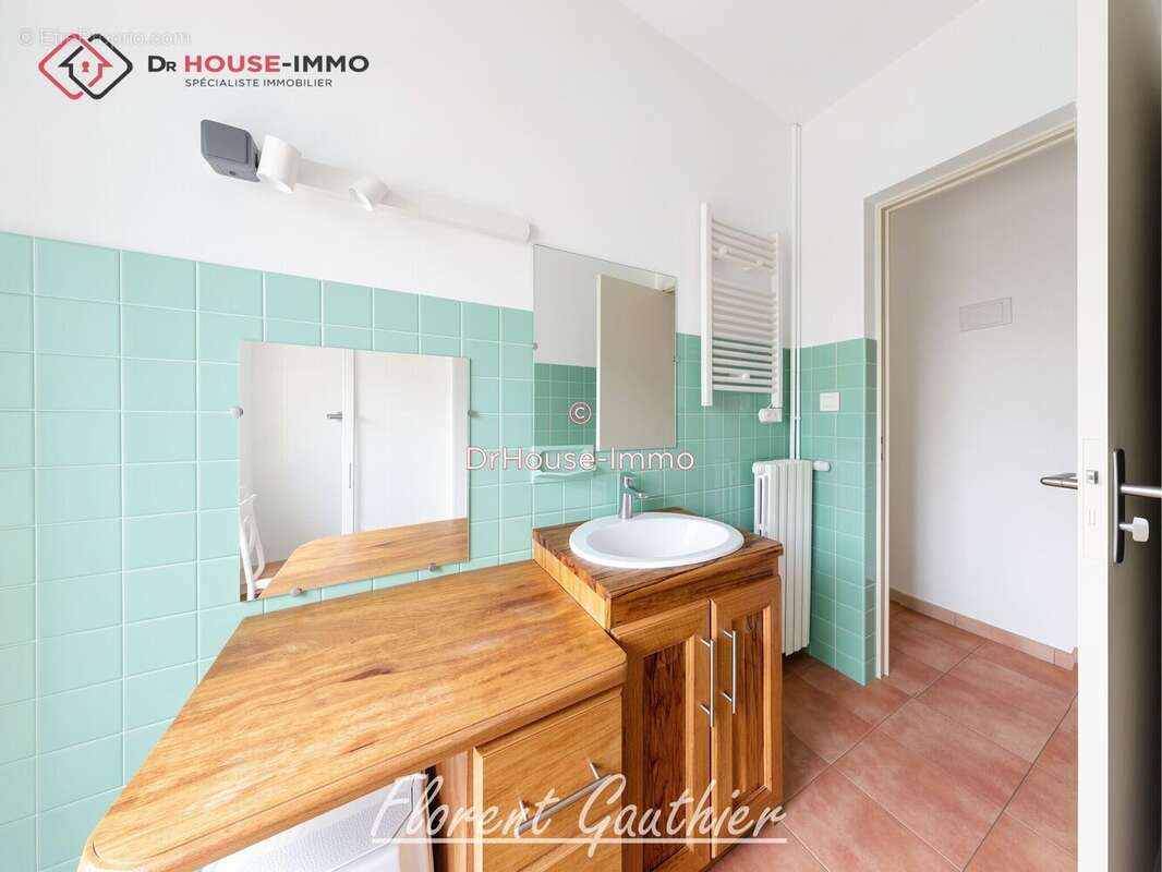 Maison 136 m² à Pertuis  - photo 8