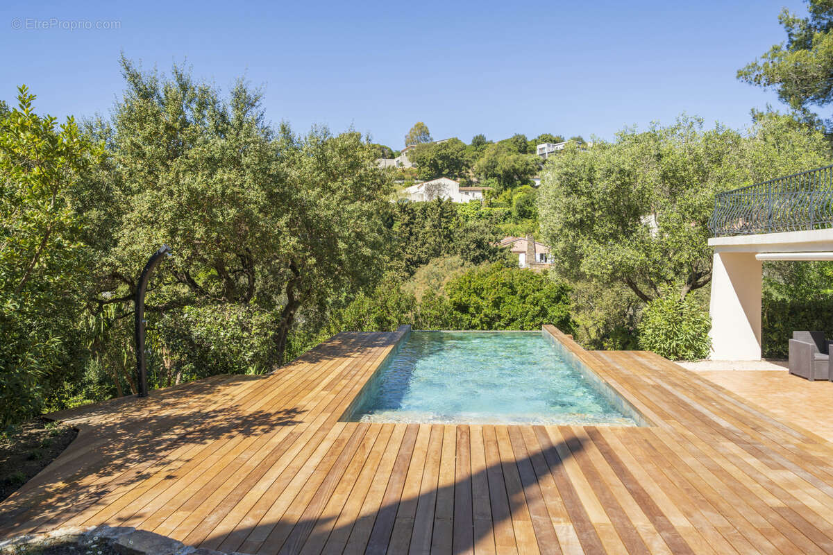 Maison à LA CROIX-VALMER