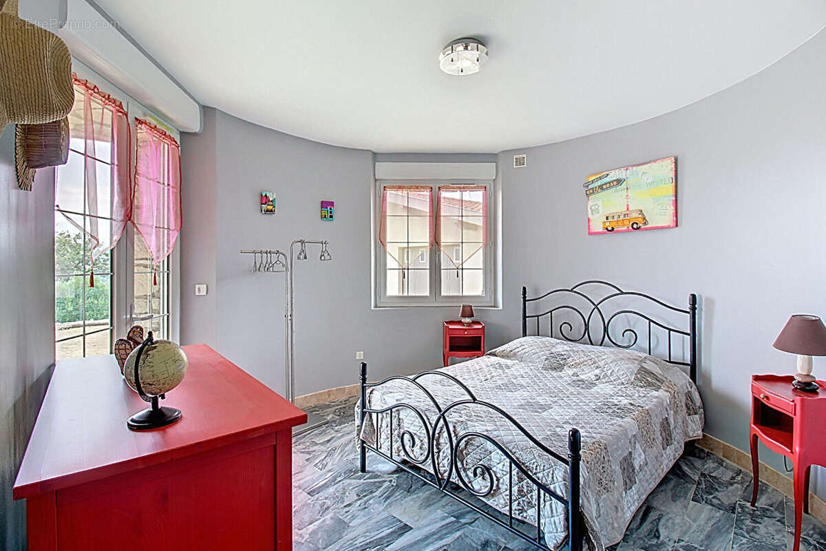 Maison à TRANS-EN-PROVENCE