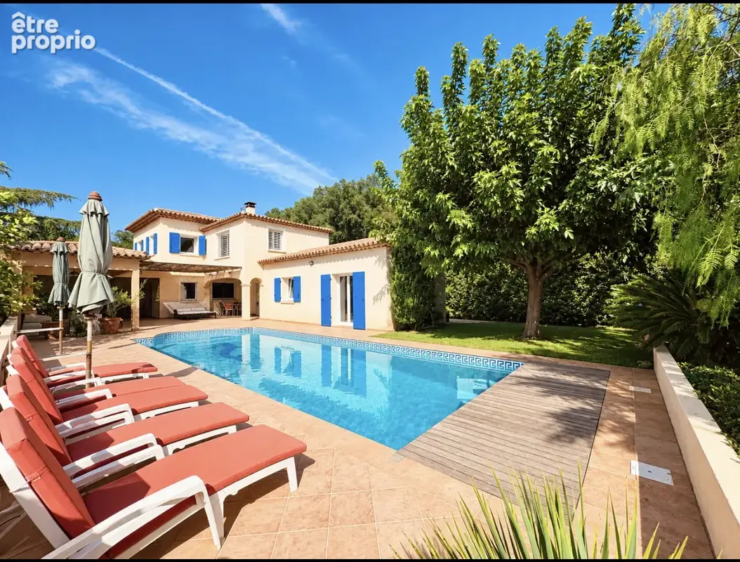 Photo Maison à Sainte-Maxime au prix de 2 120 000€