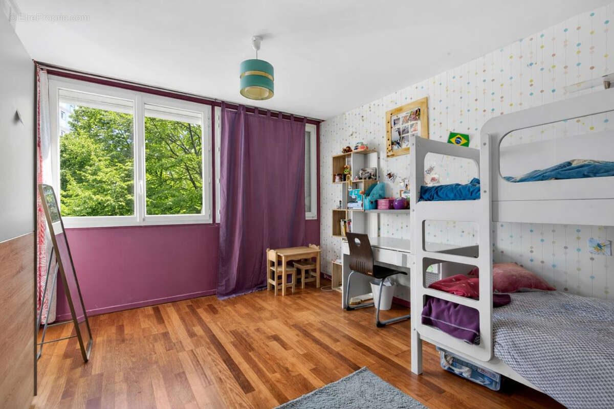 Appartement à PARIS-20E