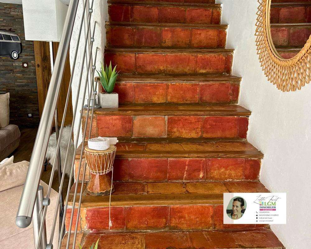 Maison à PLAN-DE-LA-TOUR