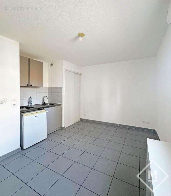 Appartement à MARSEILLE-2E