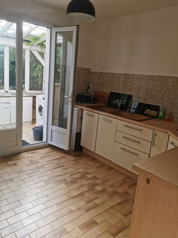 Maison à NISSAN-LEZ-ENSERUNE