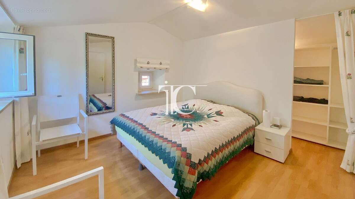 Maison à SAINT-AMBROIX