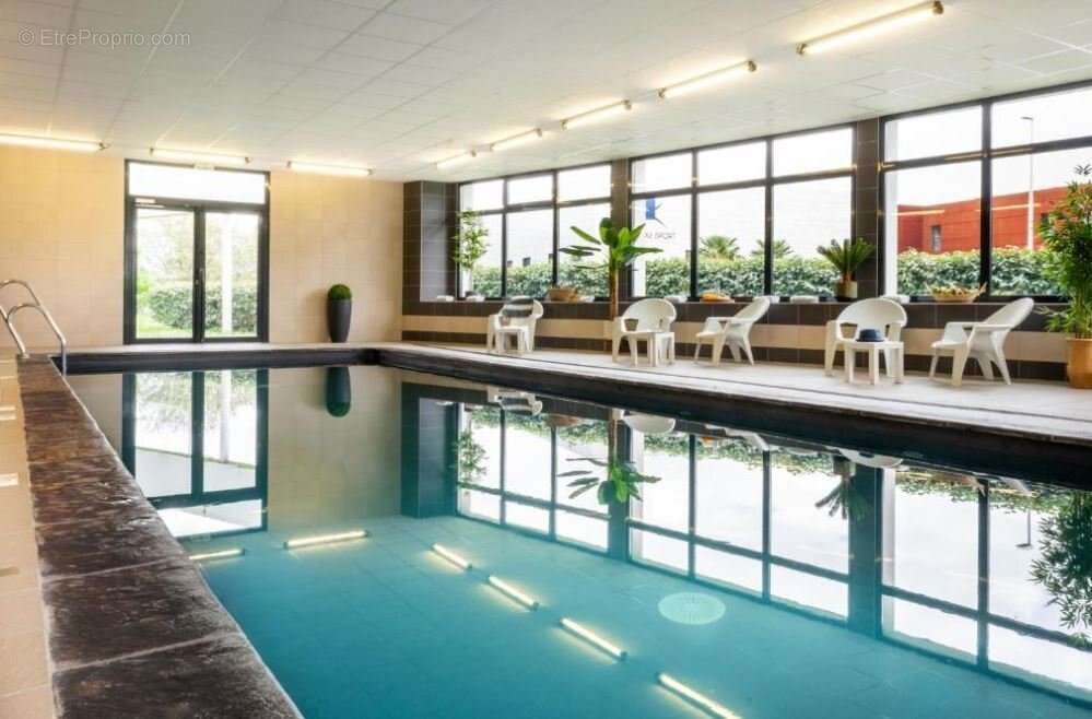 INVESTISSEMENT LOCATIF  MERIGNAC  Résidence Nemea Appart Hotel Stadium Bordeaux aéroport -  8.09% de rentabilité - photo 6