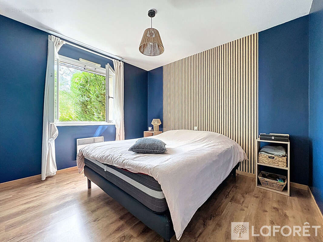 Maison à MONTREVAULT