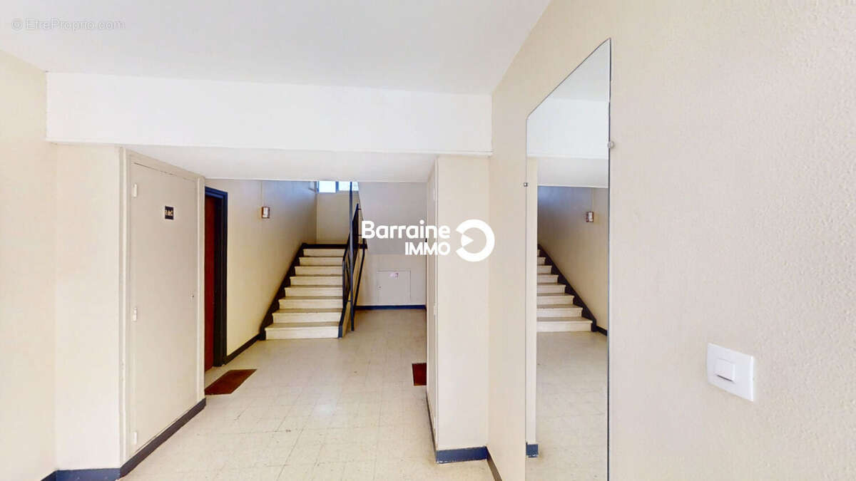 Appartement à LANVEOC