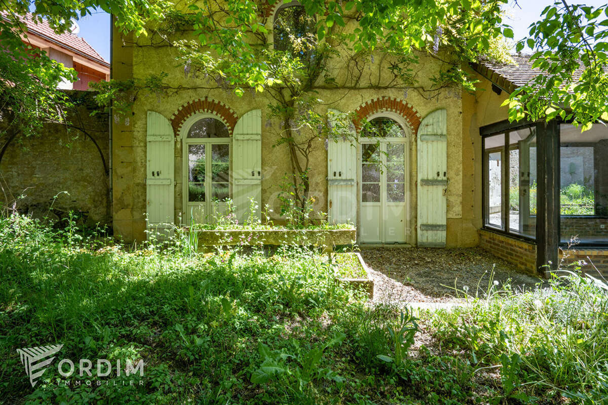 Maison à L'ISLE-SUR-SEREIN