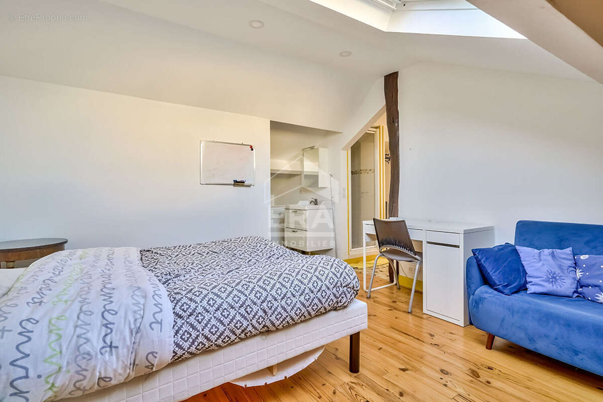 Appartement à ISSY-LES-MOULINEAUX