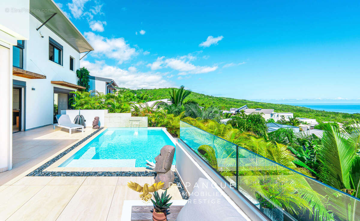 Maison à SAINT-DENIS