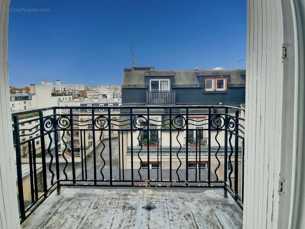 Appartement à PARIS-15E