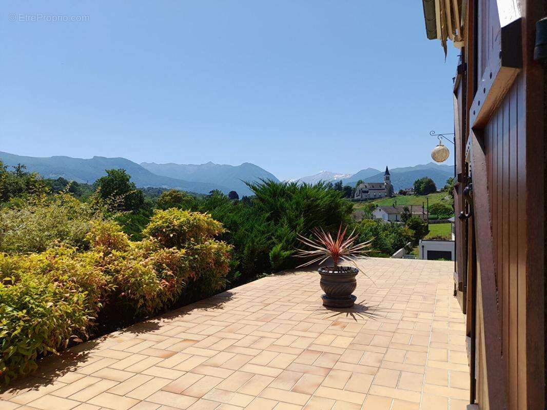 Villa sur 3 niveaux en face des Pyrénées - photo 4