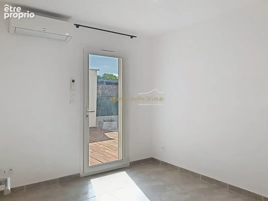 Maison 88 m² à Saint-Mathieu-De-Treviers  - photo 5