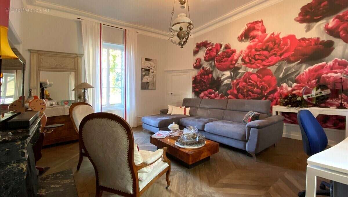 Maison à SAINT-MARCEL