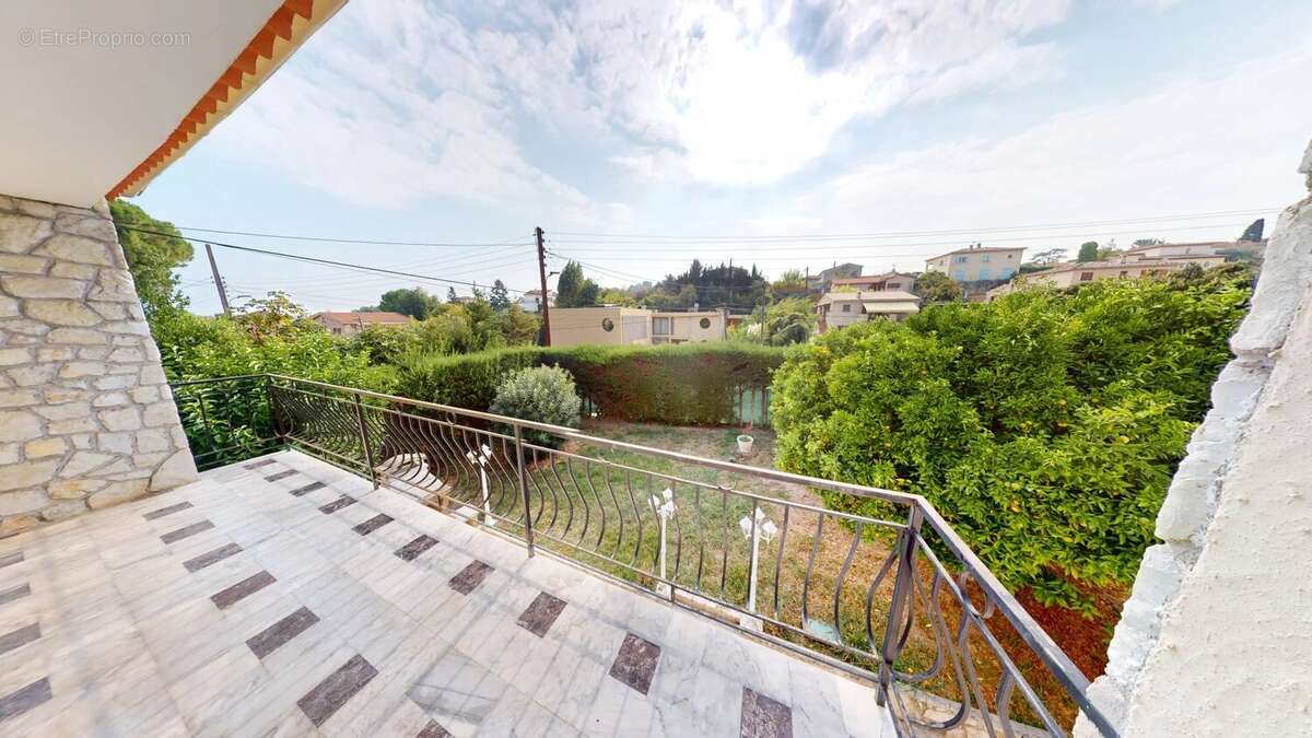 Maison à CAGNES-SUR-MER