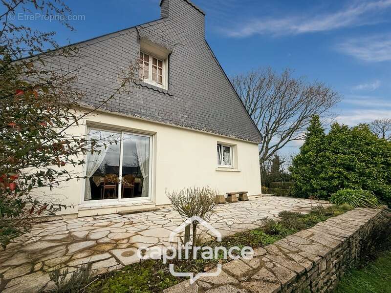 Maison à NAIZIN