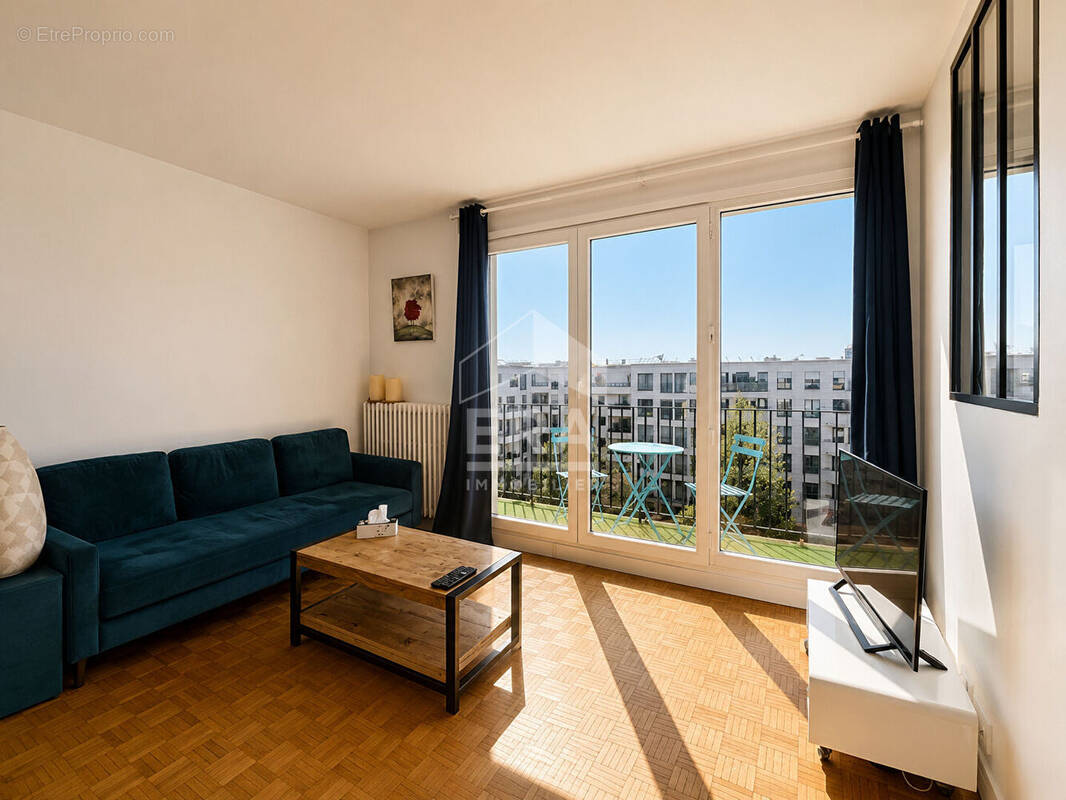 Appartement à LEVALLOIS-PERRET