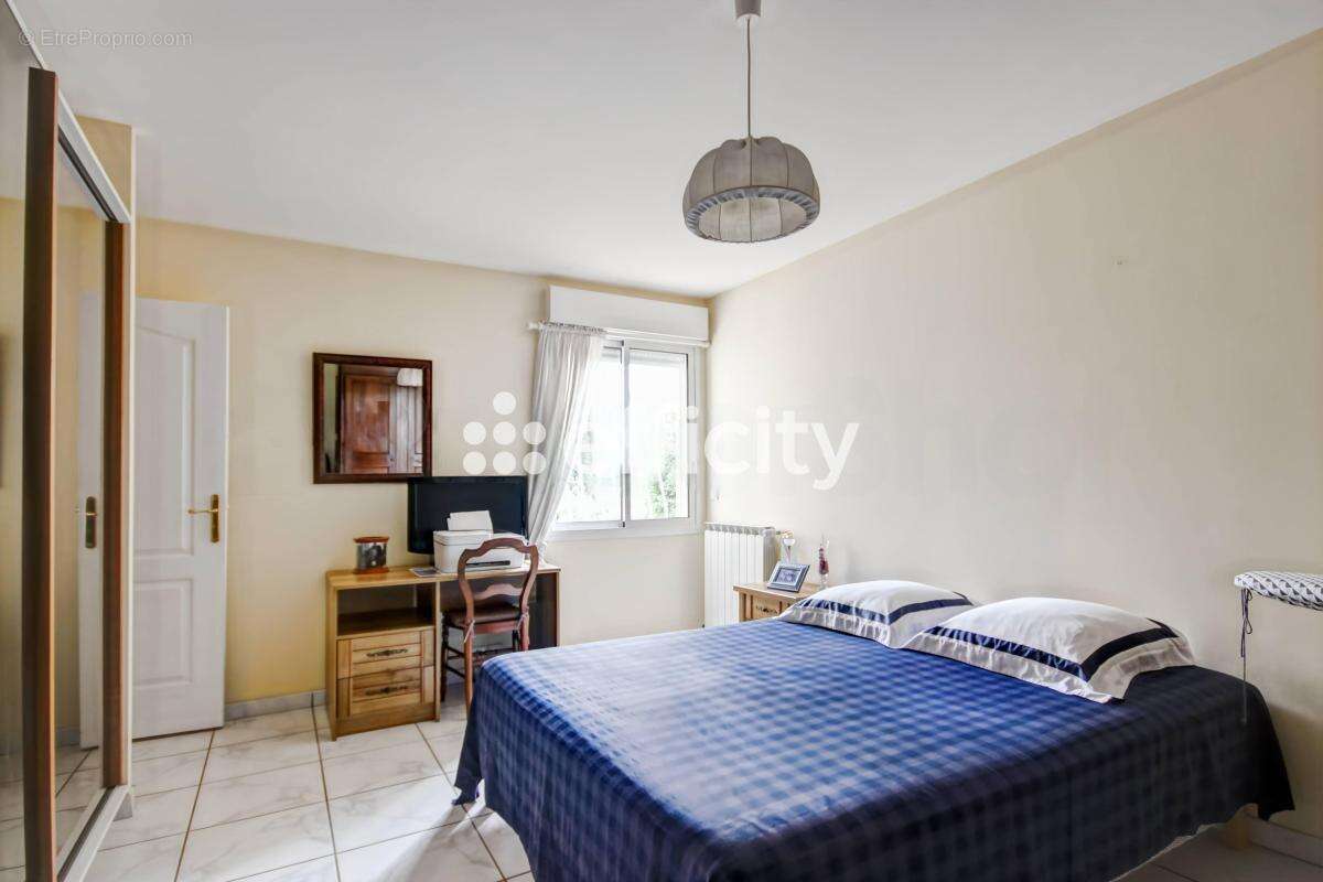 Maison à VILLEVEYRAC