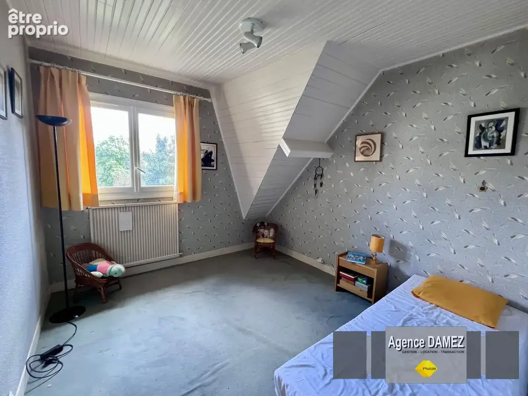 DOURDAN 3 km - SAINTE-MESME - Maison traditionnelle 8 pièces - 161 m² habitables - Terrain clos de 872 m² - photo 11
