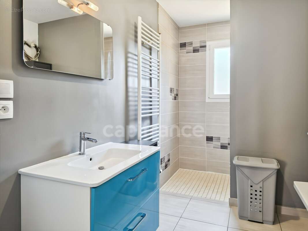 Pavillon récent de 145 m² avec 4 chambres, DPE C ! - photo 9