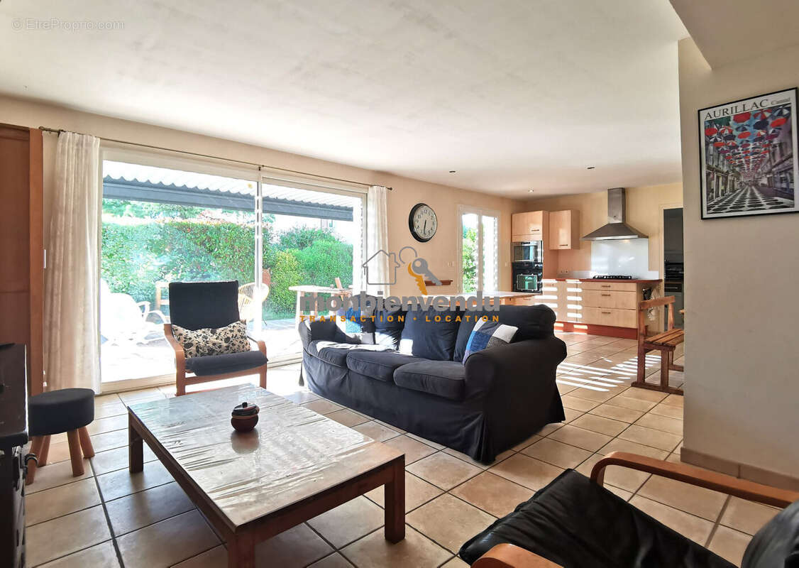 Maison à AURILLAC