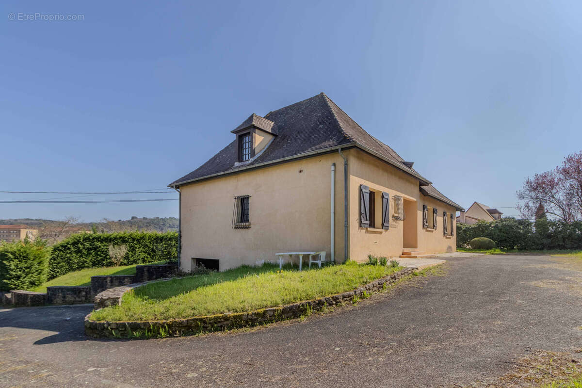Maison à SARLAT-LA-CANEDA