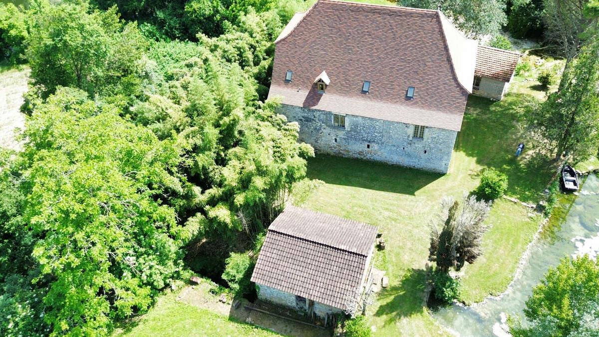 Maison à LARROQUE-TOIRAC