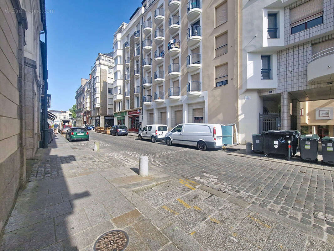 Rennes centre T3  de caractère de 69 m² - photo 3