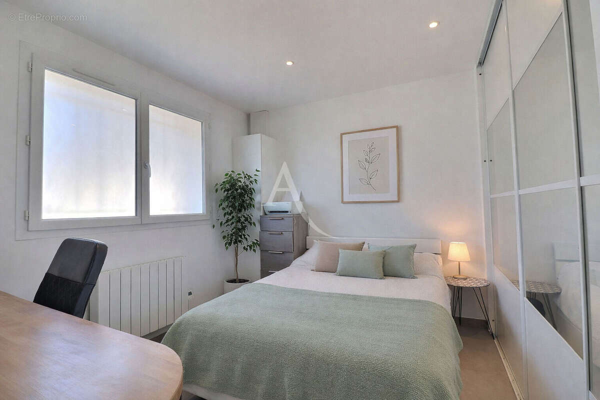 Appartement à MARSEILLE-12E