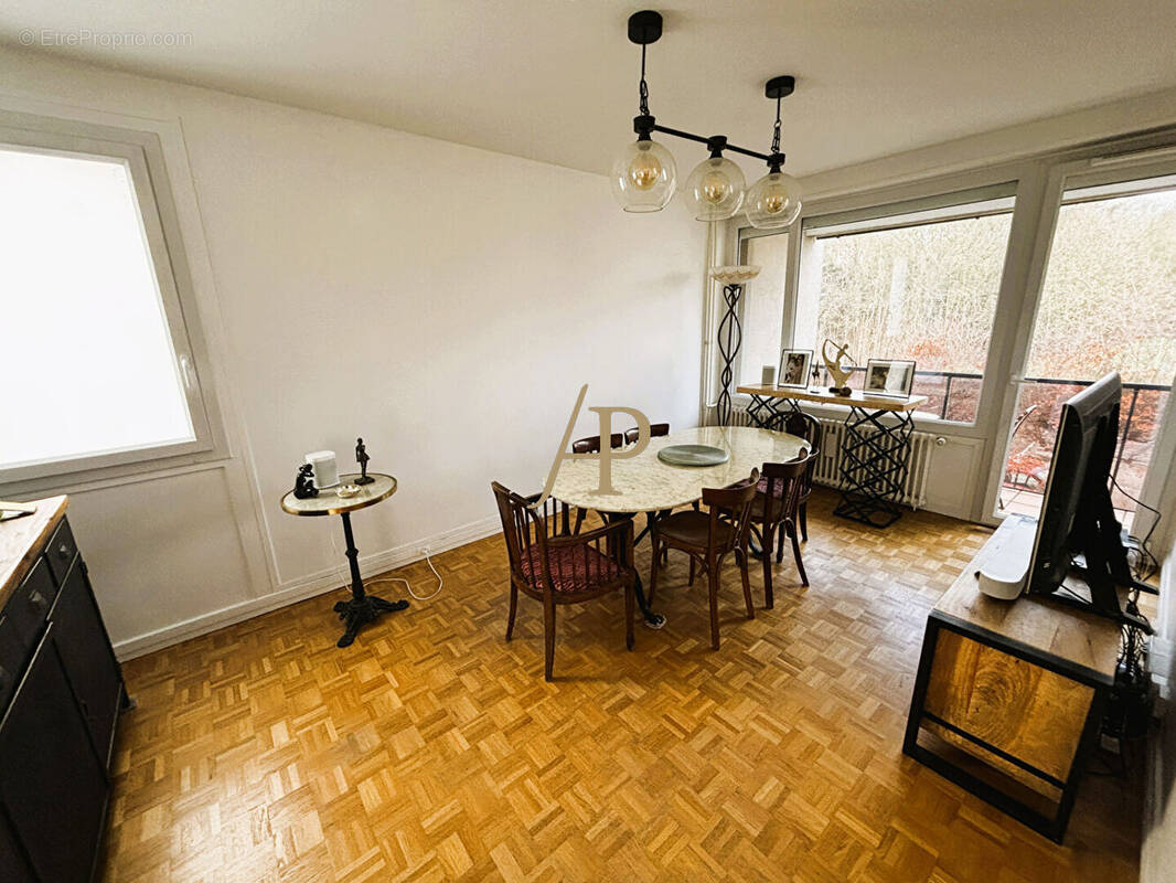 Appartement à SAINT-GERMAIN-EN-LAYE