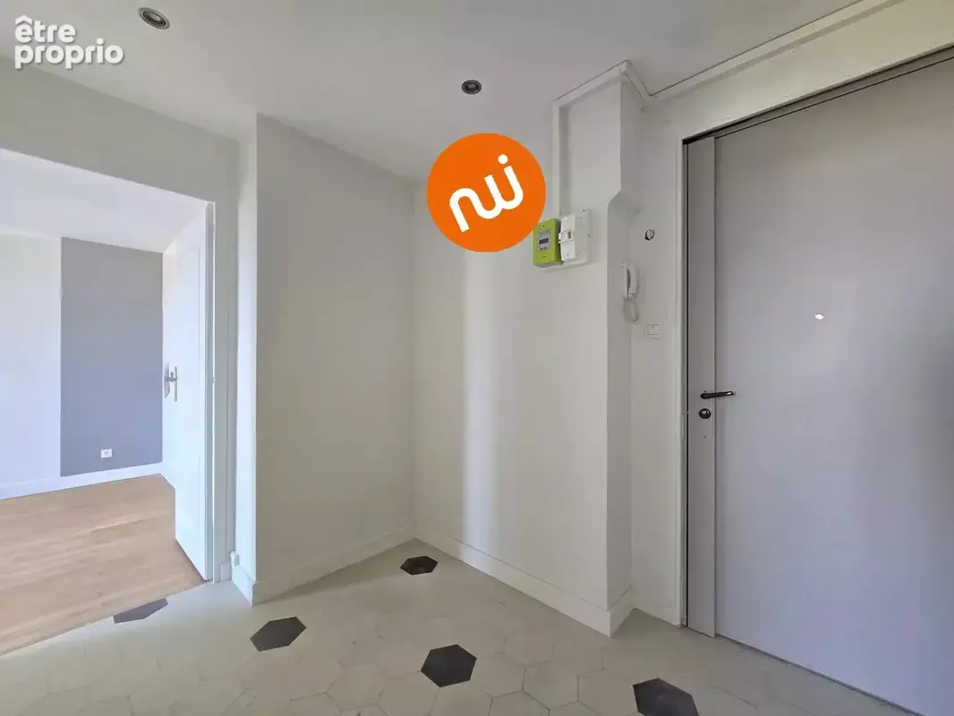 DERNIER ETAGE - T2 de 50 m² rénové – Tassin-la-Demi-Lune, à 200 m de l’Horloge - photo 7