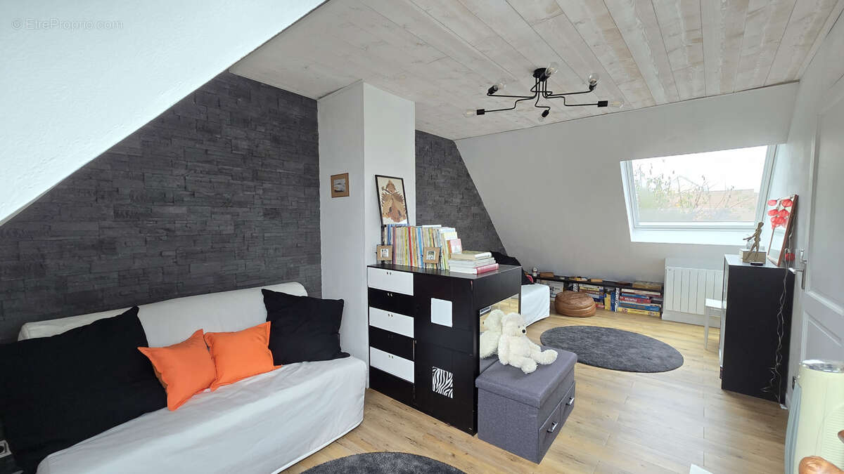 Maison 7 pieces - 5 chambres dont 2 de plain pied - terrain de 730m2 - photo 11