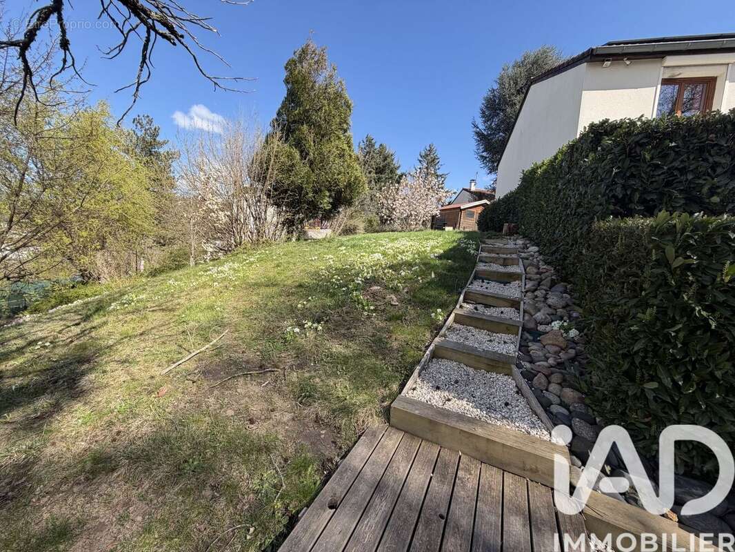 Photo 8 - Maison à SAINT-PRIEST-EN-JAREZ