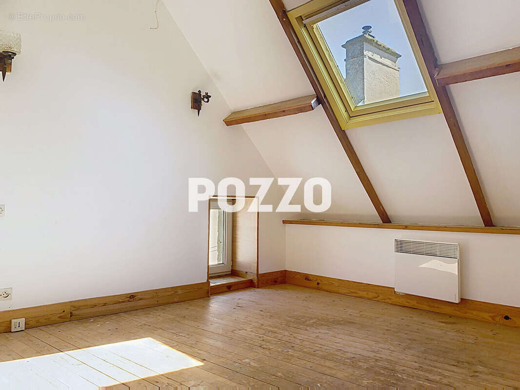 Maison à SAINT-VAAST-LA-HOUGUE