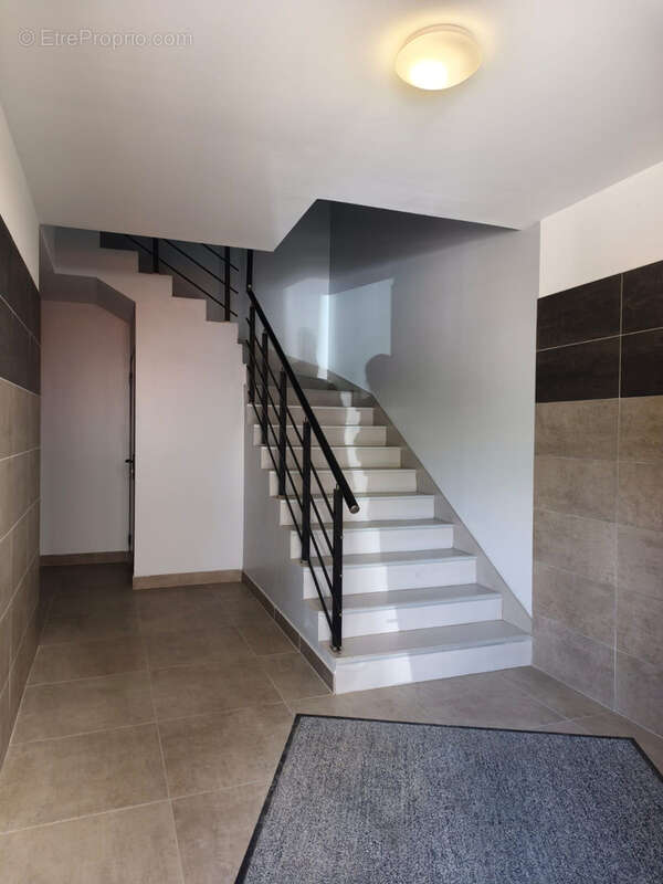 Pépinière Canal à découvrir ce magnifique  appartement d'exception de 3 pièces très lumineux de 85,50 m2, situ - photo 13