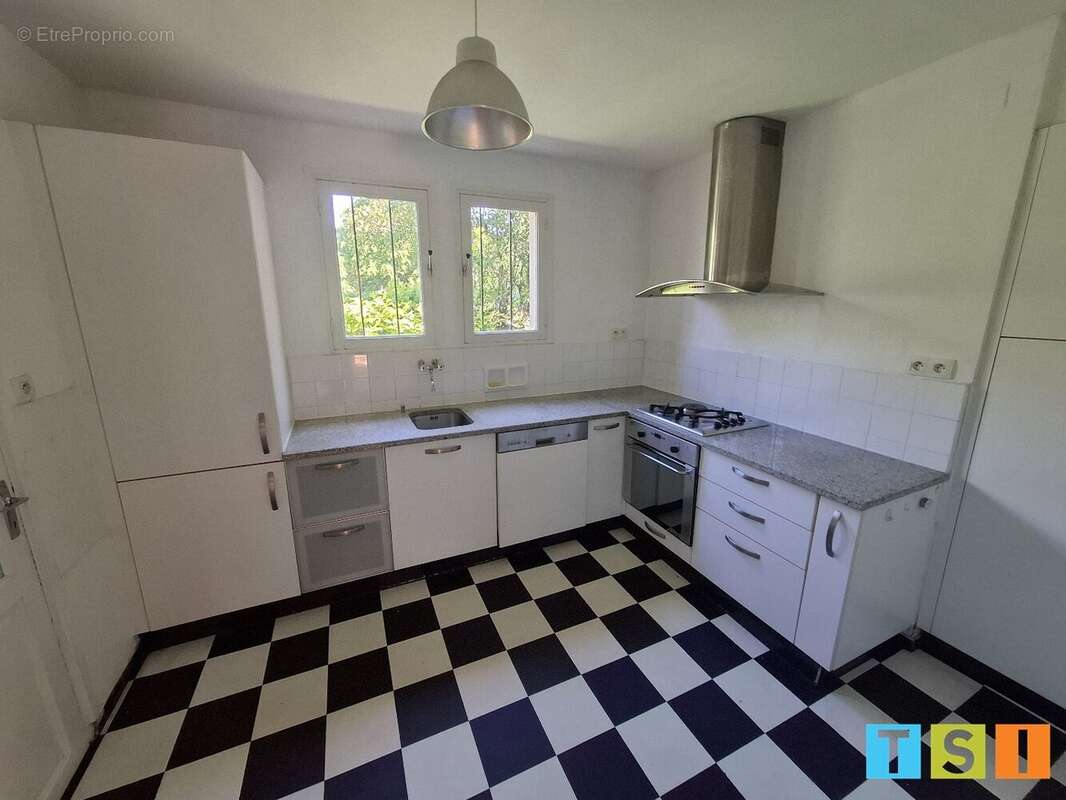 Prox SAINT GAUDENS, au coeur d'un village, maison traditionnelle avec psicine. - photo 6