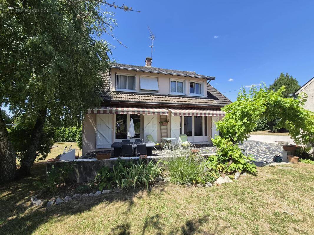 Maison à MEASNES