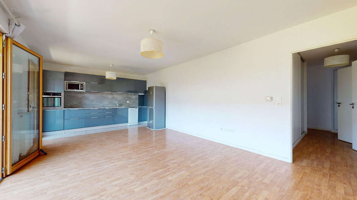 Appartement à L'ILE-SAINT-DENIS