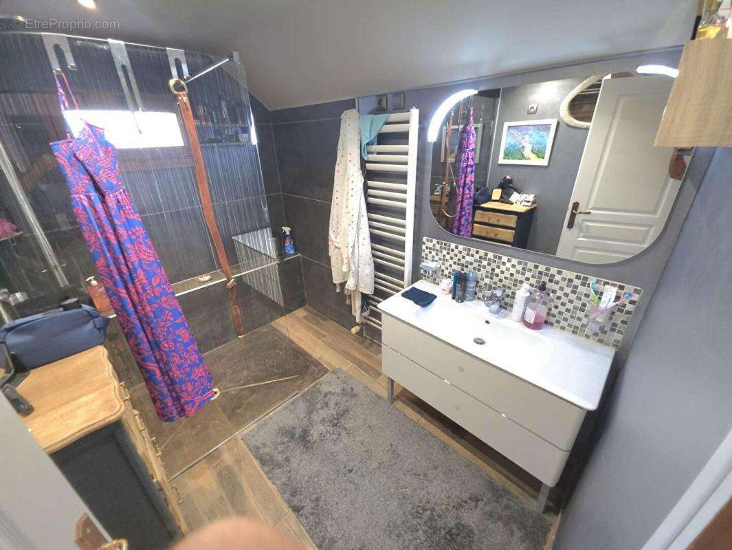 Maison à MOULINS-LA-MARCHE