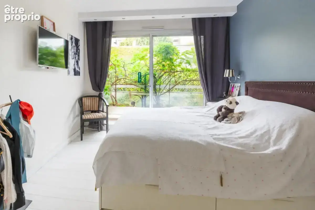 Appartement de 6 pièces de 151 m² à Neuilly-sur-Seine - photo 10