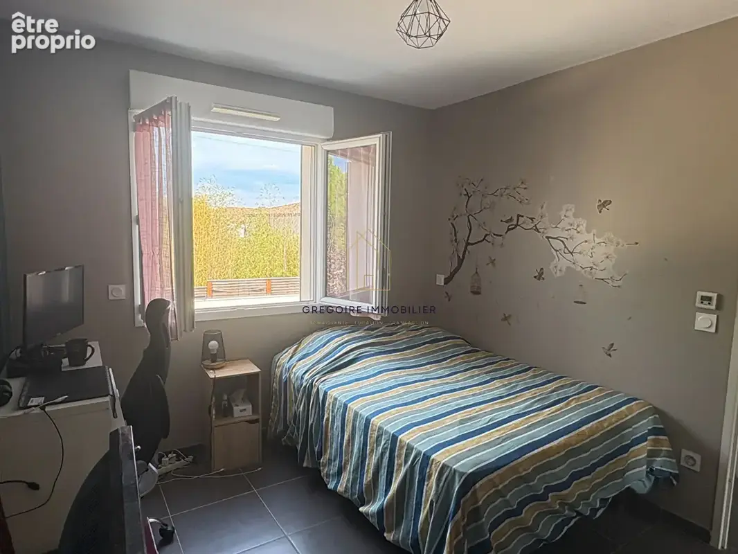 Maison T4 - 75 m² - Jardin, garage et stationnement - Pertuis - photo 12