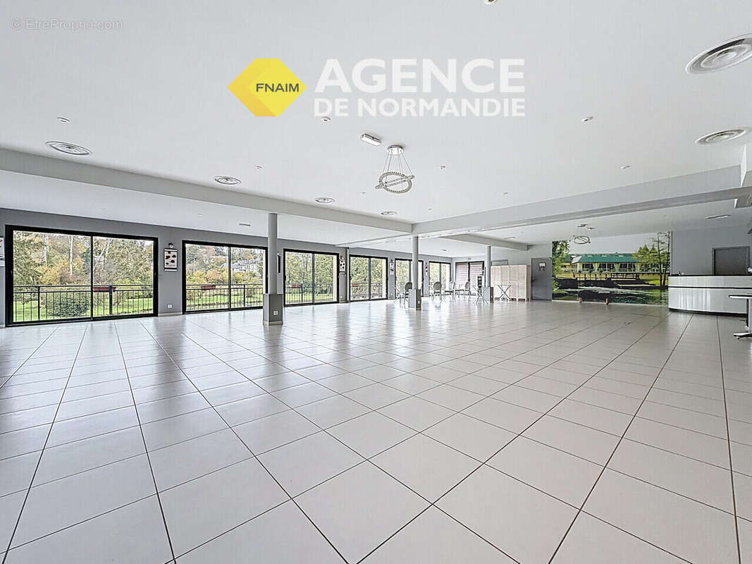 Maison à MONTREUIL-L&#039;ARGILLE